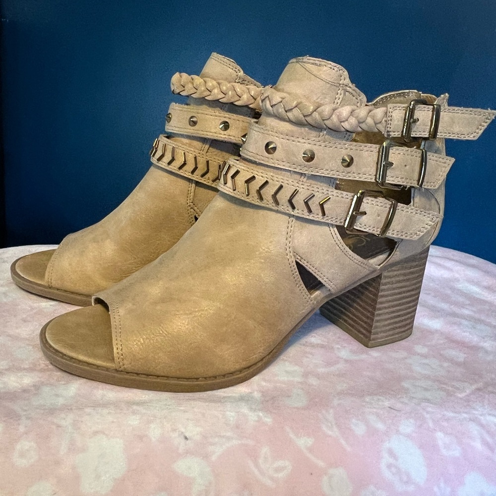 Nude booties